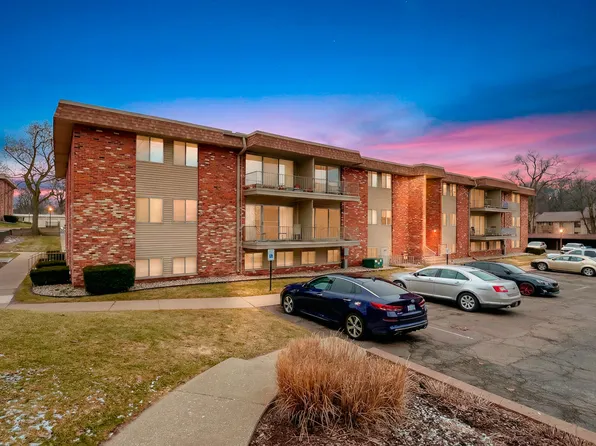 734 W Kilgore Rd APT 101, Kalamazoo, MI 49008