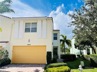 4869 NW 16th Ter, Boca Raton, FL 33431