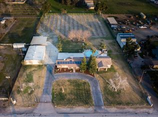 320 Morrison St, Tulare, CA 93274
