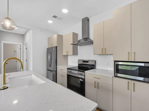 1109 S Carver St #5, Traverse City, MI 49686