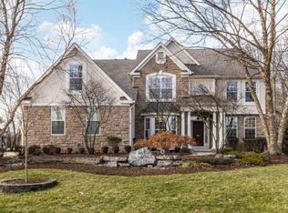 465 Woodard Pl, Powell, OH