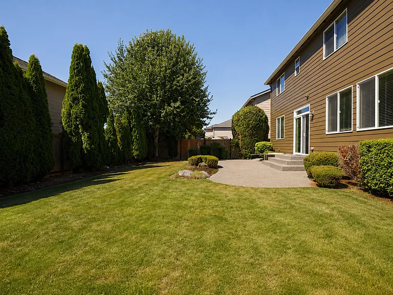 18626 37th Dr SE — Photo 29