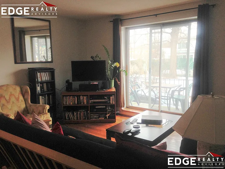 804 Centre St #101A — Photo 2