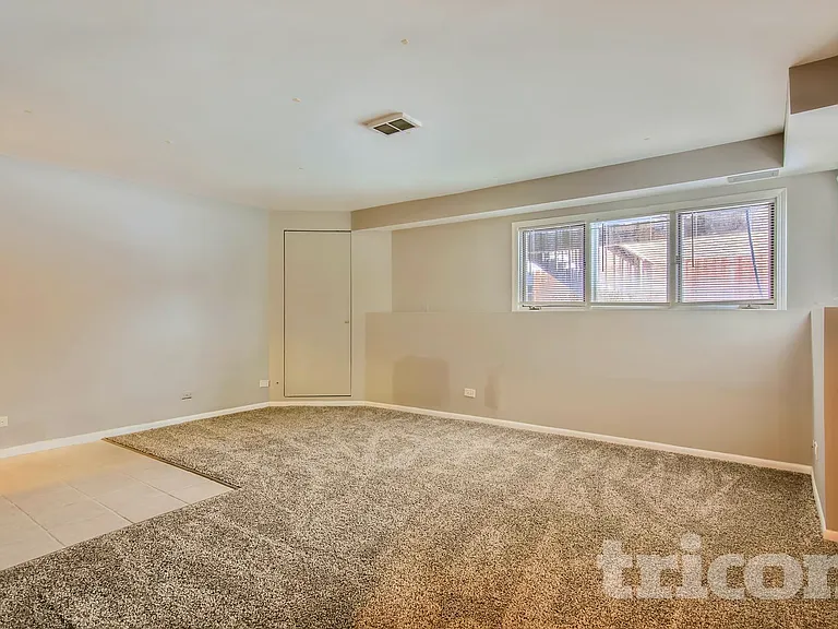 11059 Catherine Dr — Photo 4