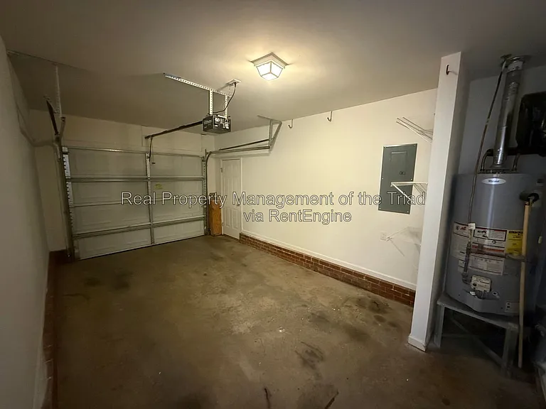 5817 Huckleberry Ct — Photo 13