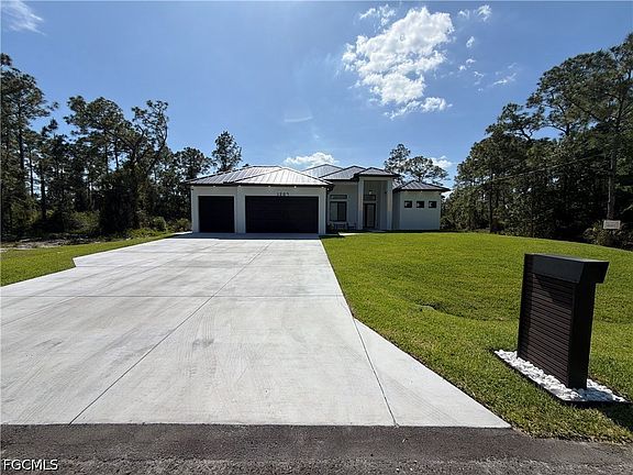 4th image of 1207 Magnolia Ave