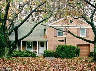 7606 Winterberry Pl, Bethesda, MD 20817