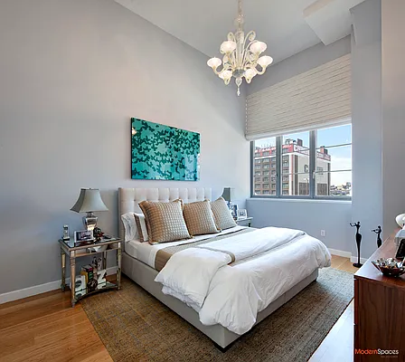 Sold by Modern Spaces | media 5