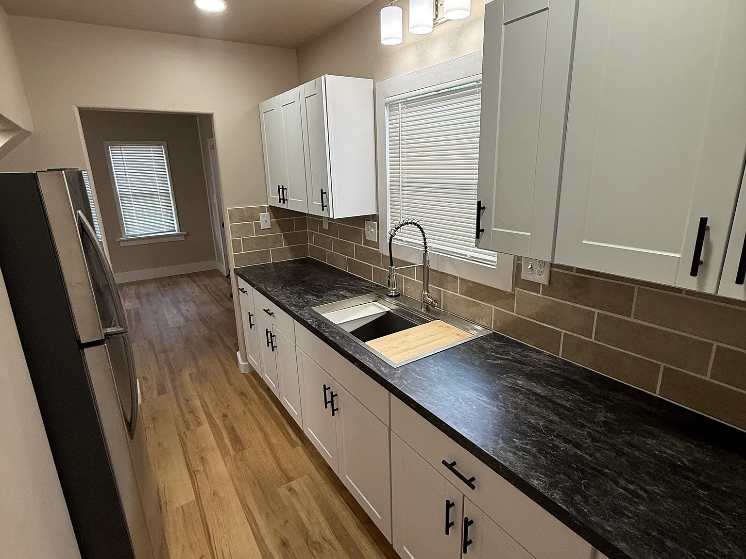 1 bed, 520 sqft, $1,100 — Photo 4