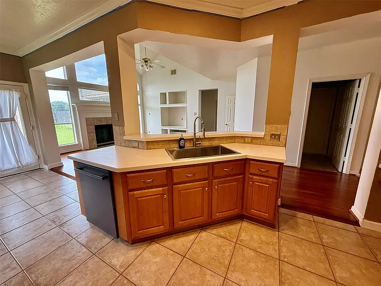 2507 Jasmine Ridge Ct — Photo 9
