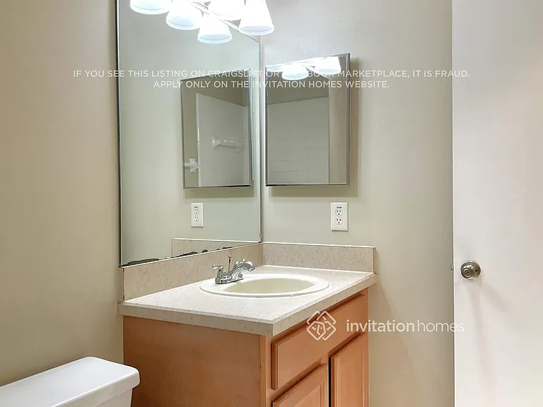 1070 Gwyn Cir — Photo 9