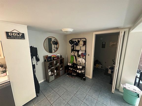 3rd image of 14115 Cypress Circle #14115
