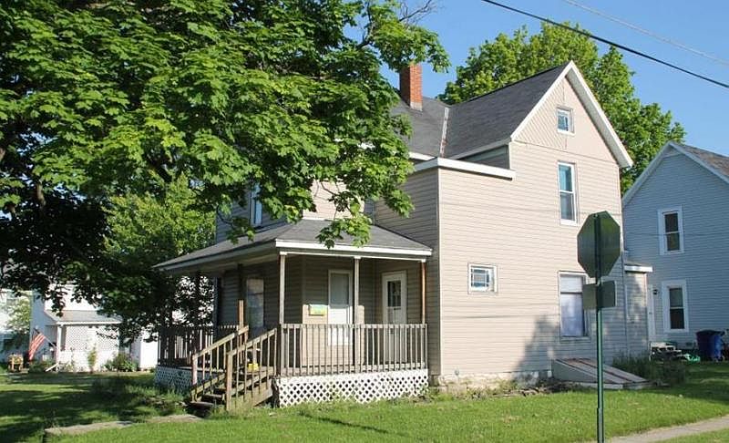 1st image of 61 E Whitney Ave