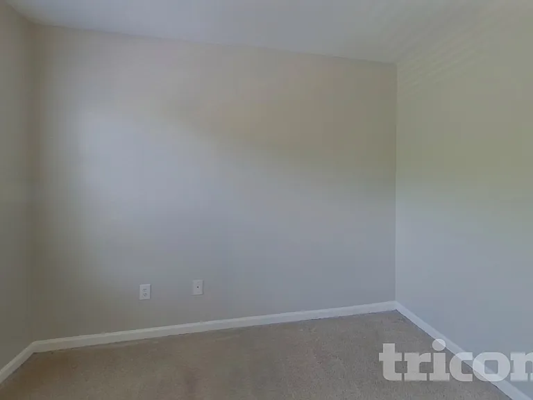 15714 Southern Garden Ln — Photo 12
