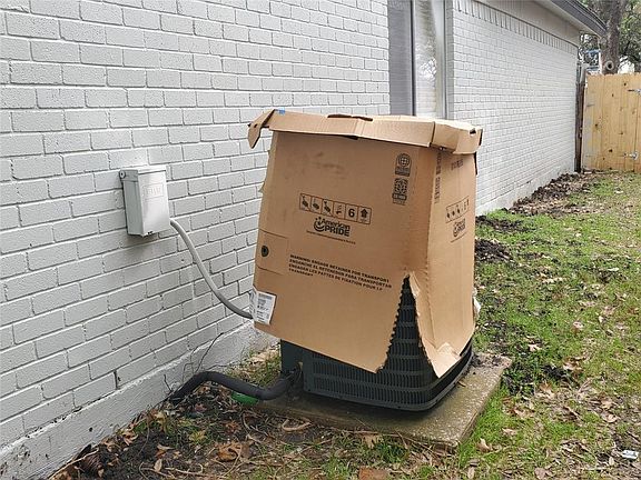 5th image of 1818 Eldorado Dr