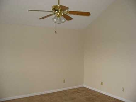 4th image of 8403 Fenway Ct