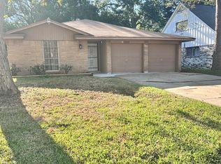 5614 Greylog Dr, Houston, TX 77048