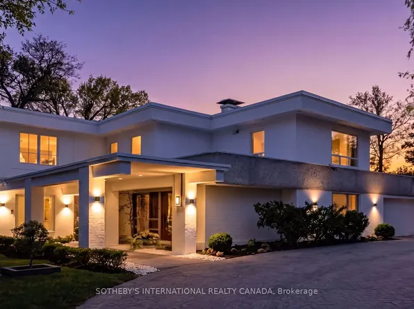 39 Burton Rd, Toronto, ON M5P 1V1