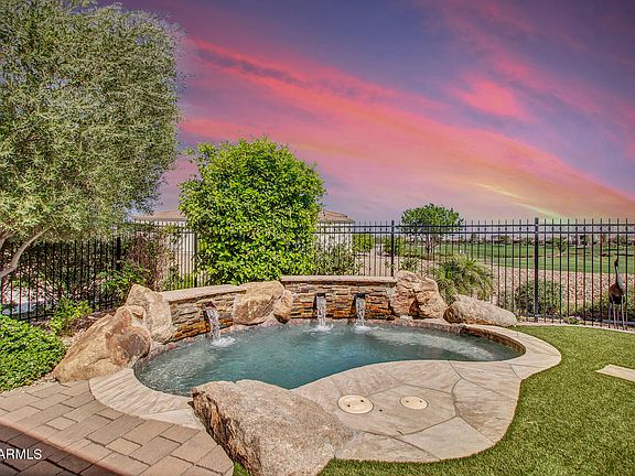 2nd image of 1500 E VERDE Boulevard