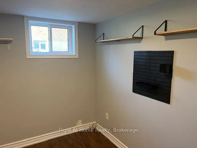 778 Olive Ave #BASEMENT — Photo 16