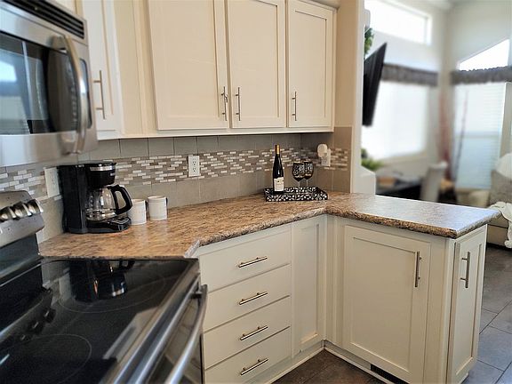 4th image of 11322 S Avenue 12e #283