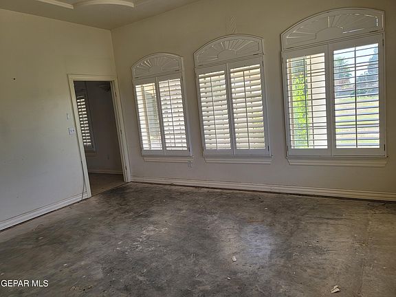 5th image of 105 Thoroughbred Ct