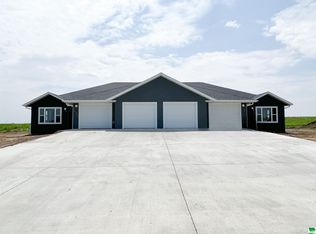 1012 14th St SE, Orange City, IA 51041
