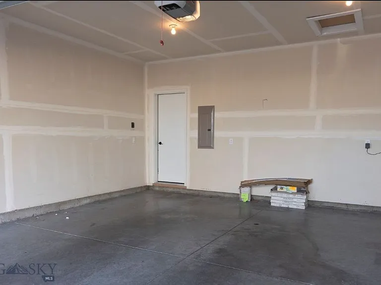 2133 Stewart Loop — Photo 14