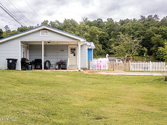 2nd image of 47 Hatchett Street