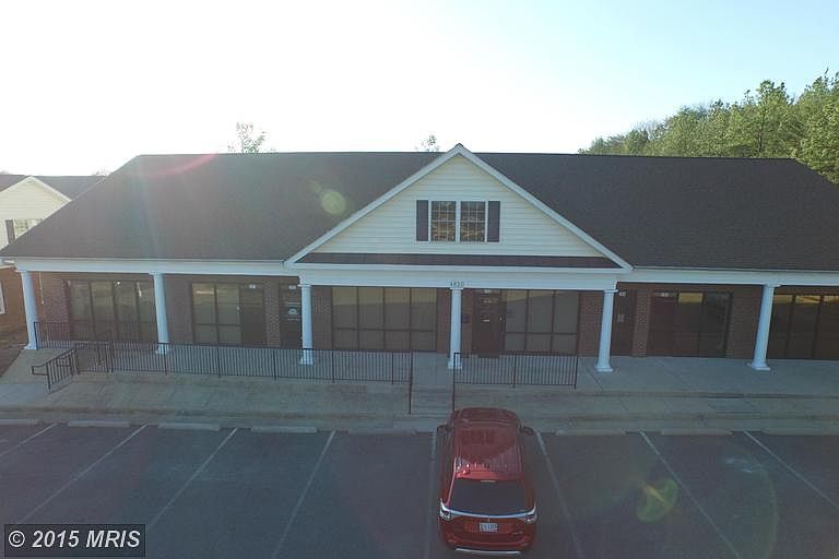 2nd image of 4820 Southpoint Dr Ste 201