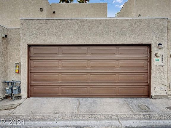 5th image of 2663 Jacyra Ave