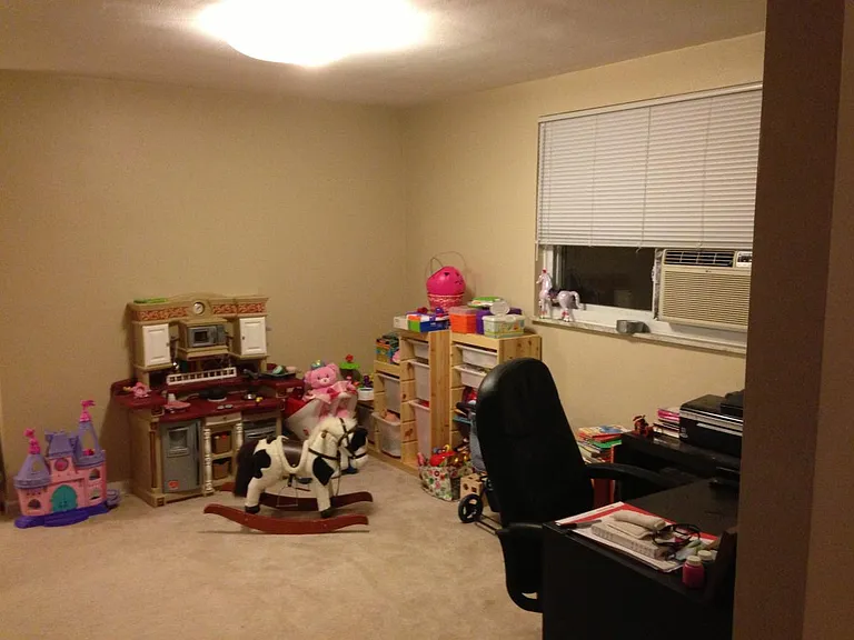 207 Marion Ave #1 — Photo 8