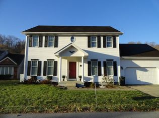 1108 Andrea Cir, Paintsville, KY 41240
