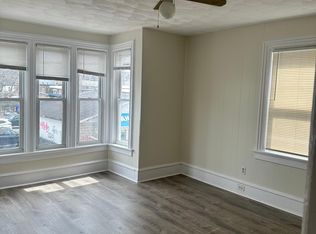 120 Valley St APT 2, Providence, RI 02909