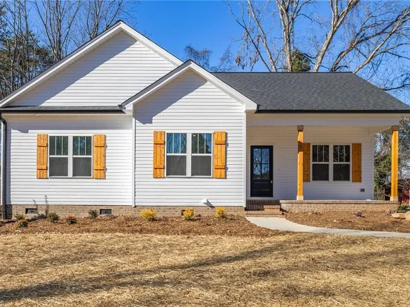 1871 Mount Carmel Church Rd, Reidsville, NC 27320