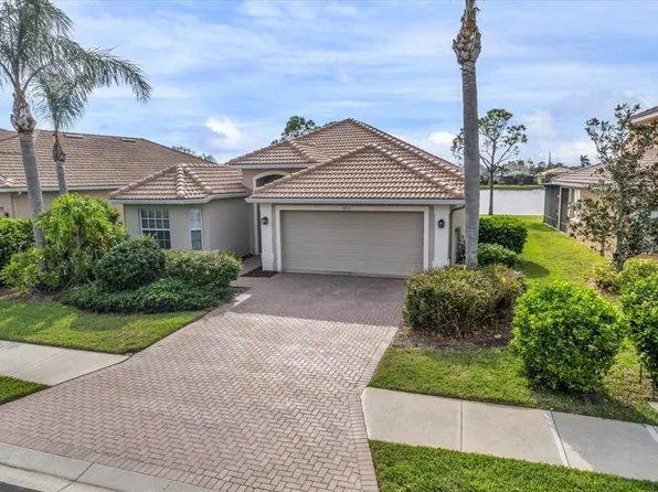 2212 Weaver Bird Ln, Venice, FL 34292