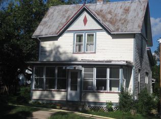 120 N Bridge St, Markesan, WI 53946