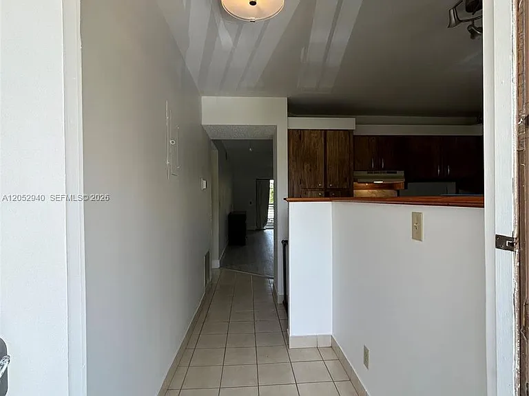 200 Gate Rd #202 — Photo 3