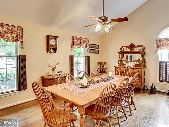 4th image of 12837 Valleywood Dr