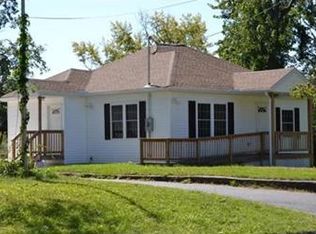 105 Dubois St, Springfield, MA 01151