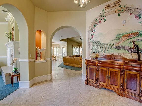 4th image of 10650 Meadow Glen Way E