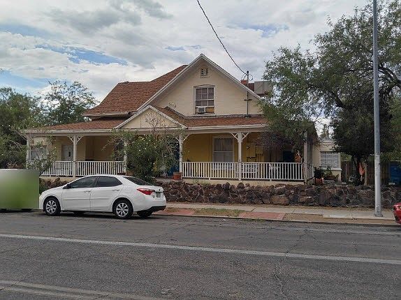 3rd image of 205 E University Blvd