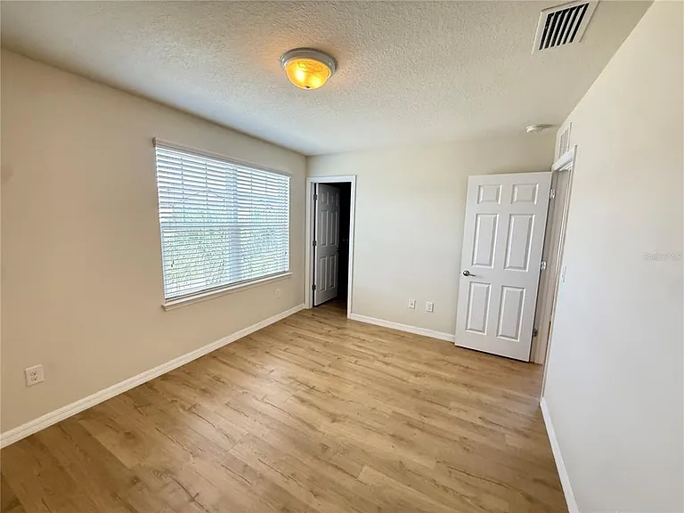 9154 Hillcroft Dr — Photo 39