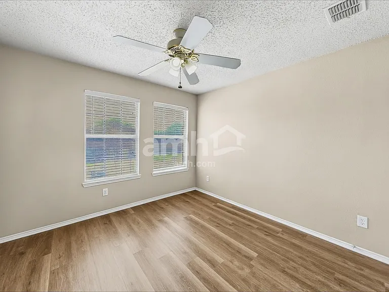 1417 Pine Ridge Rd — Photo 19
