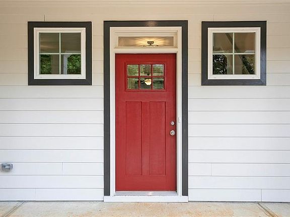 4th image of 842 Pine Lake Dr NW