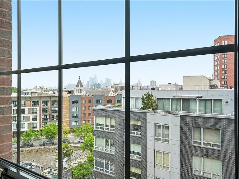 38 Jackson St #515 — Photo 4