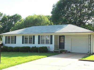2120 N 33rd St, Saint Joseph, MO, 64506