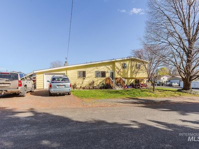 717 Cedar Ave, Lewiston, ID, 83501