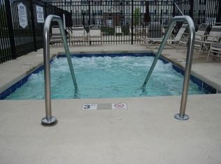 908 Klotz Rd APT 10, Bowling Green, OH 43402