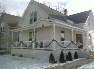 1702 C St SW, Cedar Rapids, IA 52404